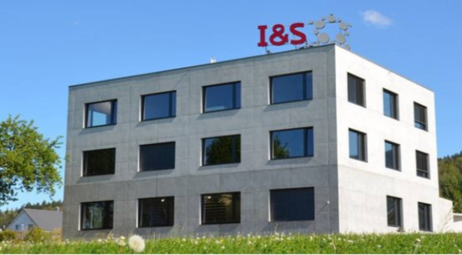 CONSTRUCTION D’UN BÂTIMENT ADMINISTRATIF 2842 ROSSEMAISON